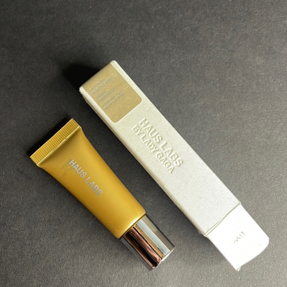 Haus Labs Hy-Power Pigment Paint - Gold Shimmer